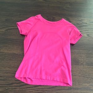 Lululemon swifly tech 2.0 in sonic pink.